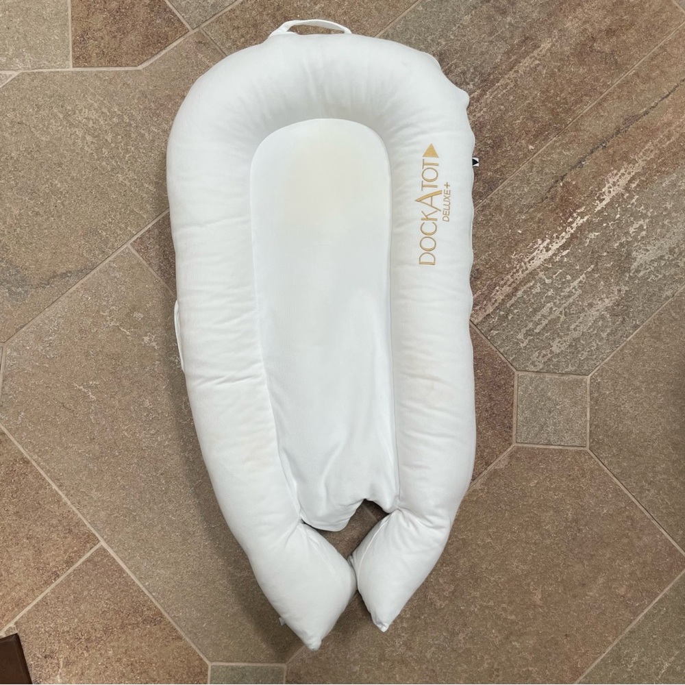 Dock a tot (dockatot) Deluxe +